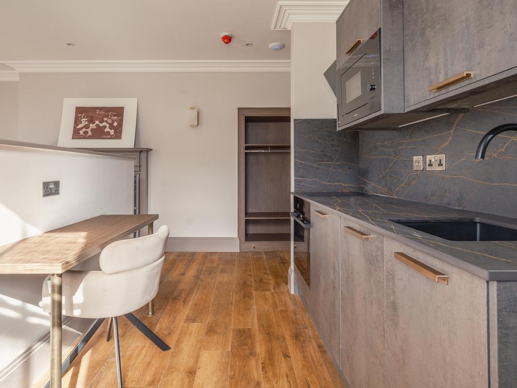 Apartment in Tyne and Wear - View 3