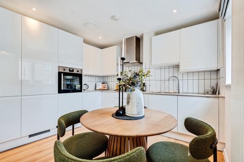 3 bedroom terraced house for sale, Honeybee Lane, Swindon