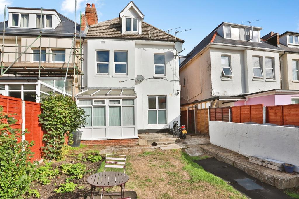 Apartment in Dorset - More
