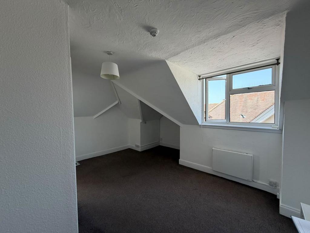 Apartment in Bournemouth - View 5