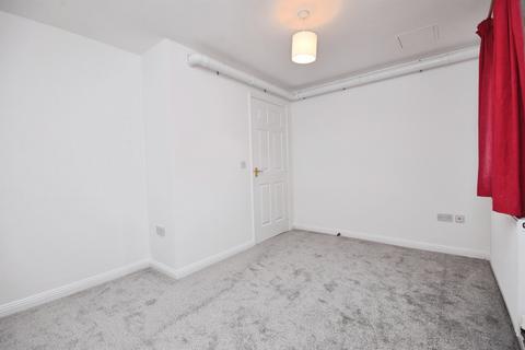 1 bedroom apartment for sale, Kidman Close, Gidea Park, Romford