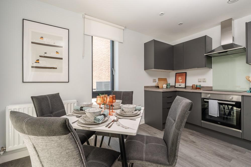 Apartment in Liverpool, Merseyside - More