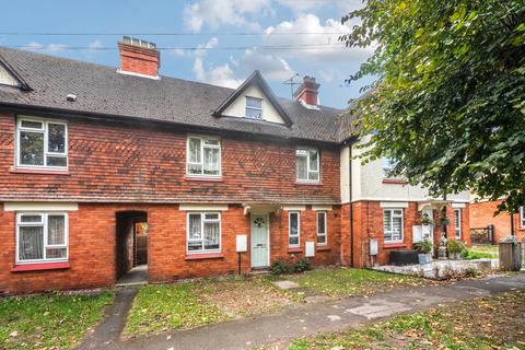 3 bedroom terraced house for sale, St. George's Avenue, Newbury