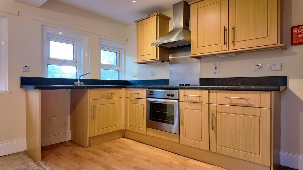 Apartment in Bodenham Road - View 2