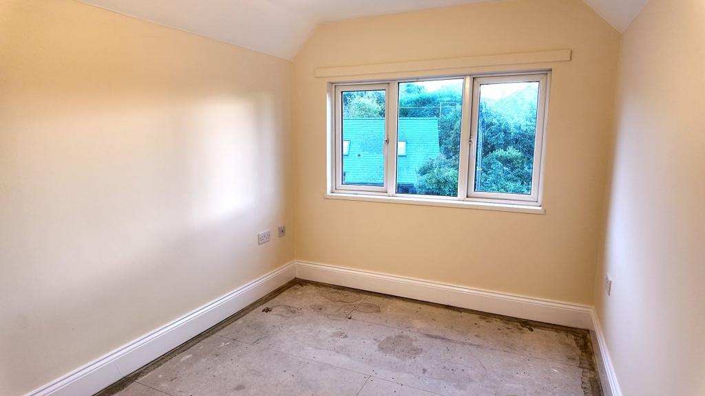 Apartment in Bodenham Road - View 5