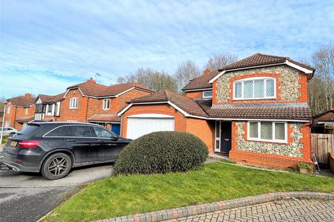 4 bed detached house for rent in Plantagenet Park, Warfield, Bracknell, Berkshire, RG42