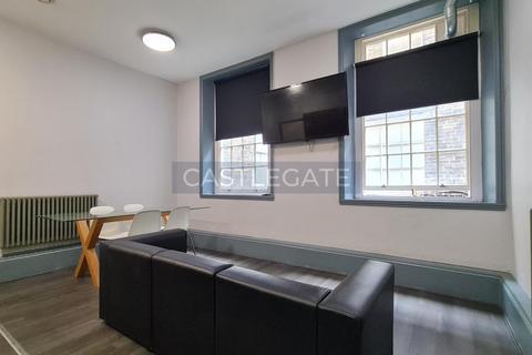 1 bedroom in a flat share to rent, Merchants Hall, St George Square, Huddersfield, HD1