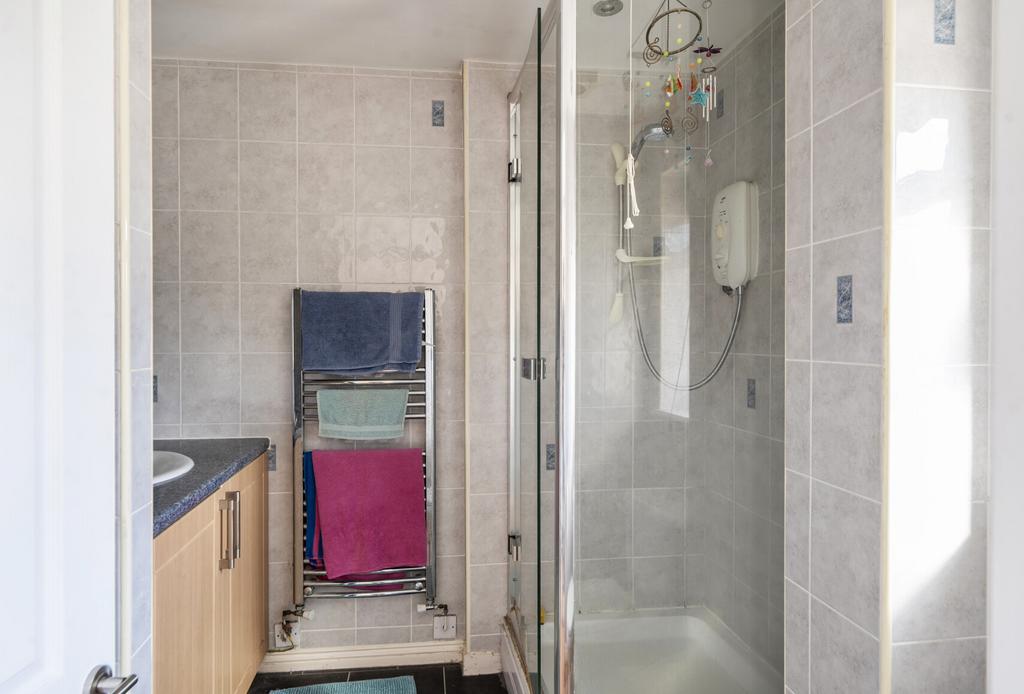 House in Bristol, Bradley Stoke - More
