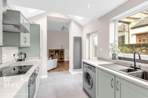 3 bedroom cottage for sale, Bury Road, Edenfield