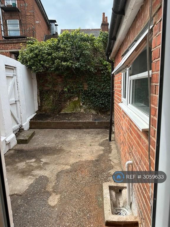 House in Reading - View 4