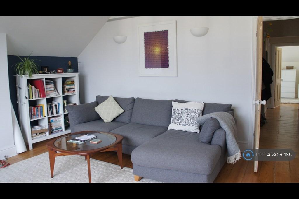 Apartment in Bristol - View 3