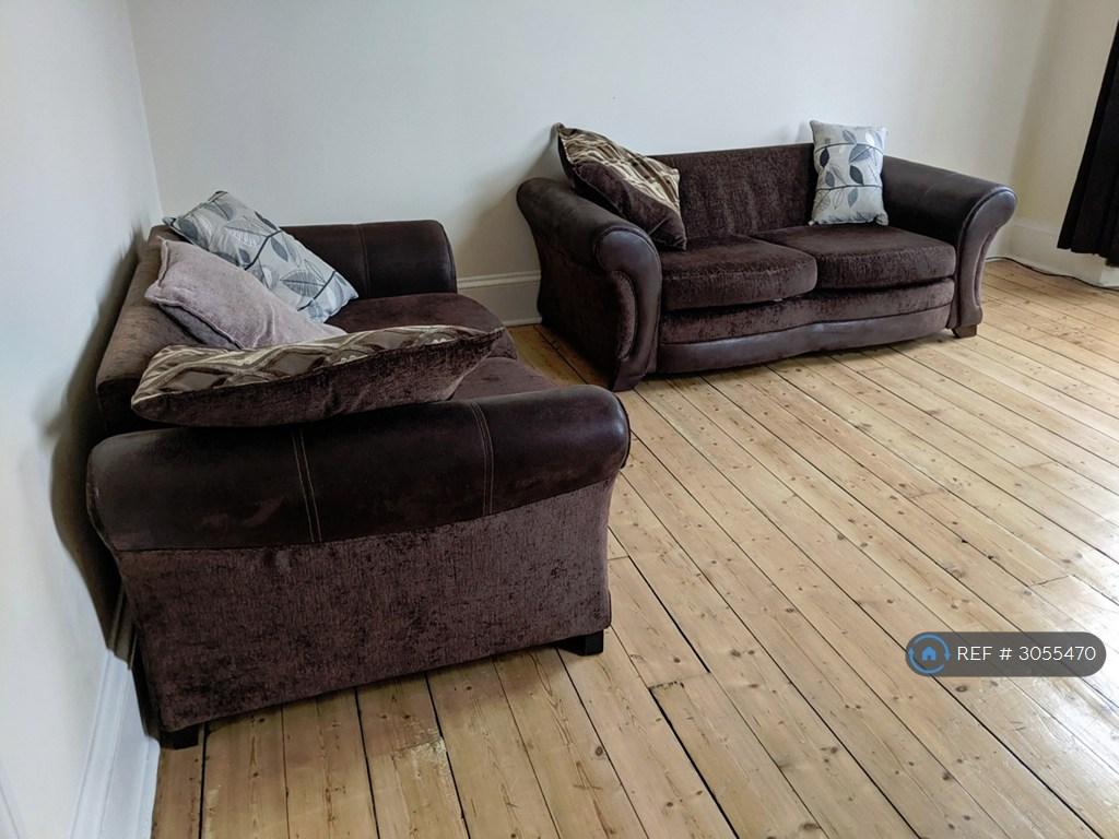 Apartment in Edinburgh - View 3