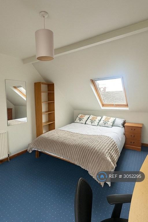 House in Sheffield - View 2