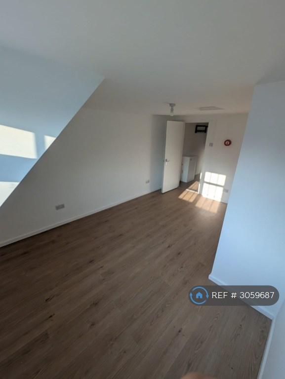 Apartment in Bristol - View 5