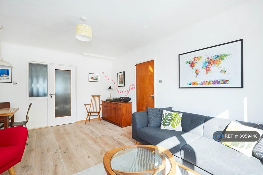Apartment in Hove - More
