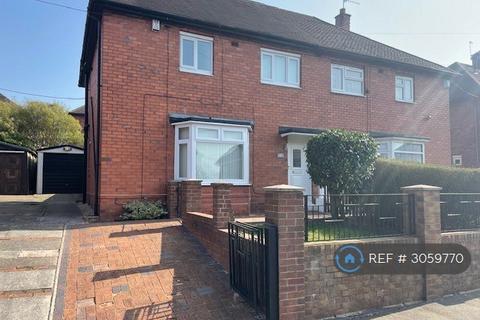 3 bedroom semi-detached house to rent, Norton In The Moors, Stoke On Trent, ST6