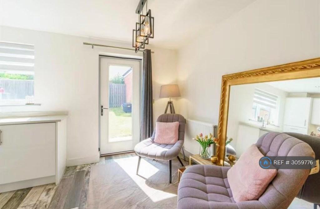 House in Newcastle Upon Tyne - View 5