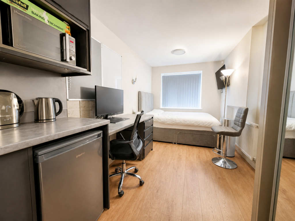 House in Birmingham, Selly Oak - View 5