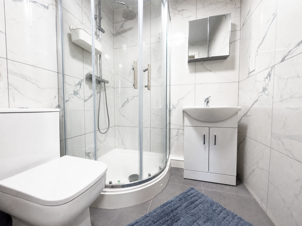 House in Birmingham, Selly Oak - More
