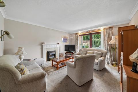 2 bedroom flat for sale, Melbourne Court, Braidpark Drive, Giffnock, Glasgow, G46