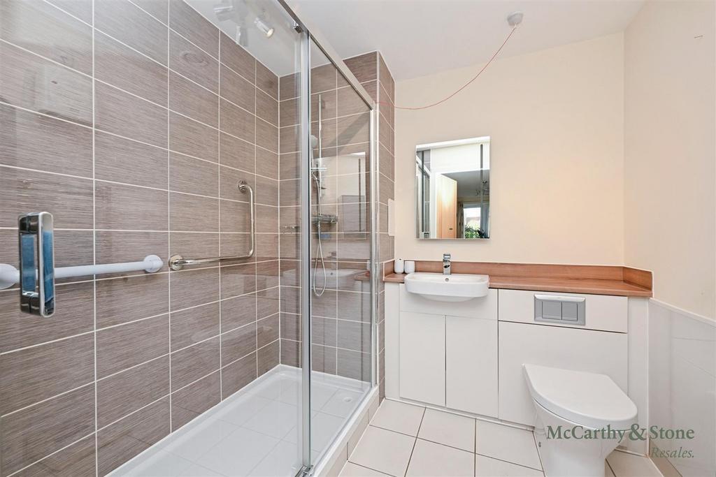 Apartment in Edinburgh - More