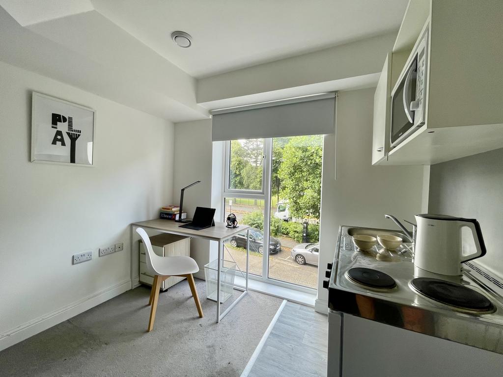Apartment in Southampton - View 2