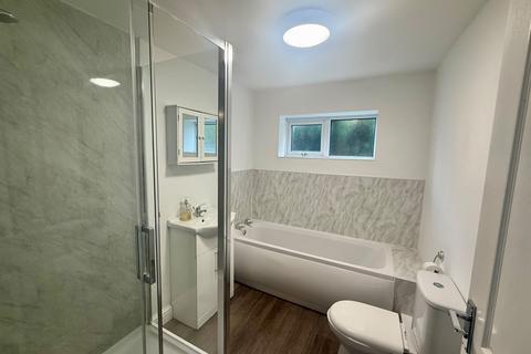 3 bedroom house to rent, High Street, Chester, CH4
