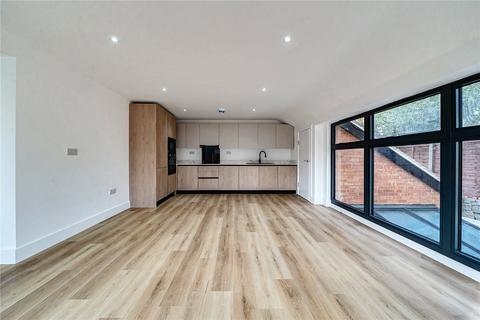 3 bedroom detached house for sale, Hathaway Gardens, London