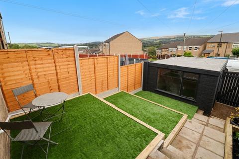 2 bedroom terraced house for sale, Brosscroft Village, Glossop SK13