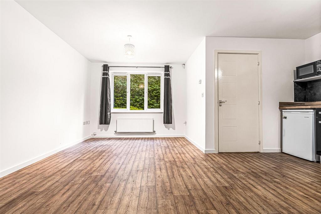House in Leicester - View 2