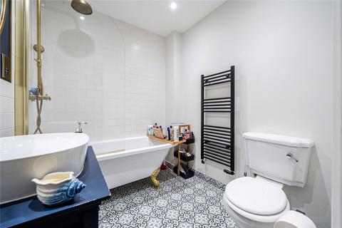 undefined, Russell Road, Walton-On-Thames, KT12