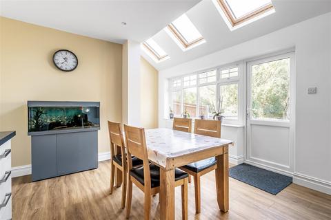 5 bedroom semi-detached house for sale, Holland Avenue, Cheam, SM2