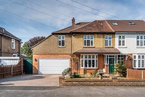 5 bedroom semi-detached house for sale, Holland Avenue, Cheam, SM2