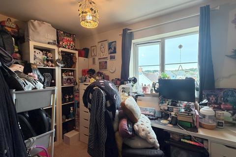 3 bedroom maisonette to rent, Bristol, BS20