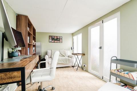 3 bedroom semi-detached house for sale, Kent View, Aveley, South Ockendon, Essex, RM15