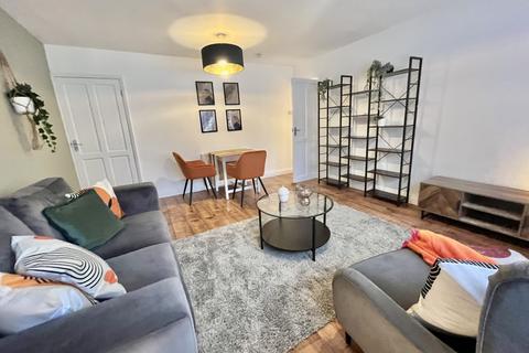 2 bedroom apartment to rent, Elm Close, NOTTINGHAM