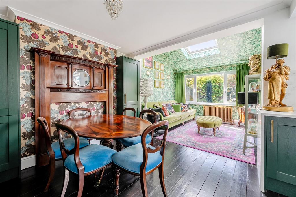 House in Keynsham, Bath and North East Somerset - More