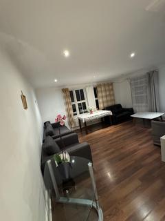 2 bedroom apartment to rent, The Boulevard, Woodford Green IG8