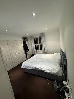 2 bedroom apartment to rent, The Boulevard, Woodford Green IG8