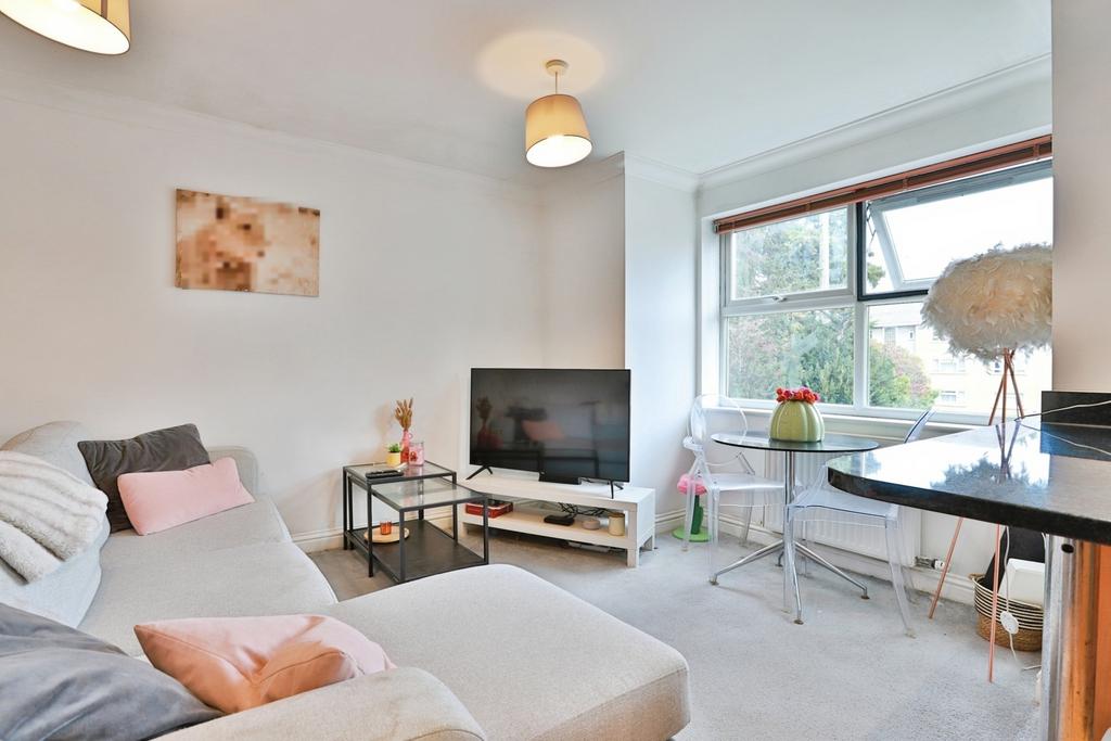 Apartment in Dorset - View 5