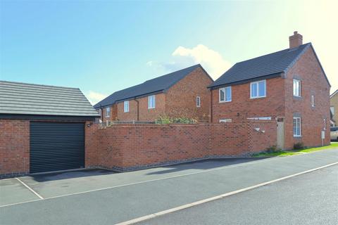 3 bedroom detached house for sale, Holland Drive, Weir Hill, Shrewsbury