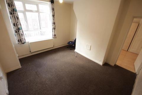 2 bedroom flat for sale, Homerton Road, London
