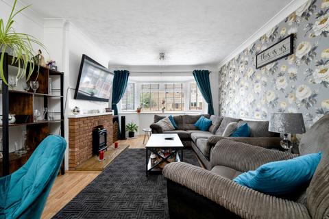 3 bedroom terraced house for sale, Deweys Close, North Luffenham