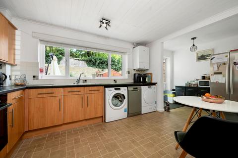 3 bedroom terraced house for sale, Deweys Close, North Luffenham
