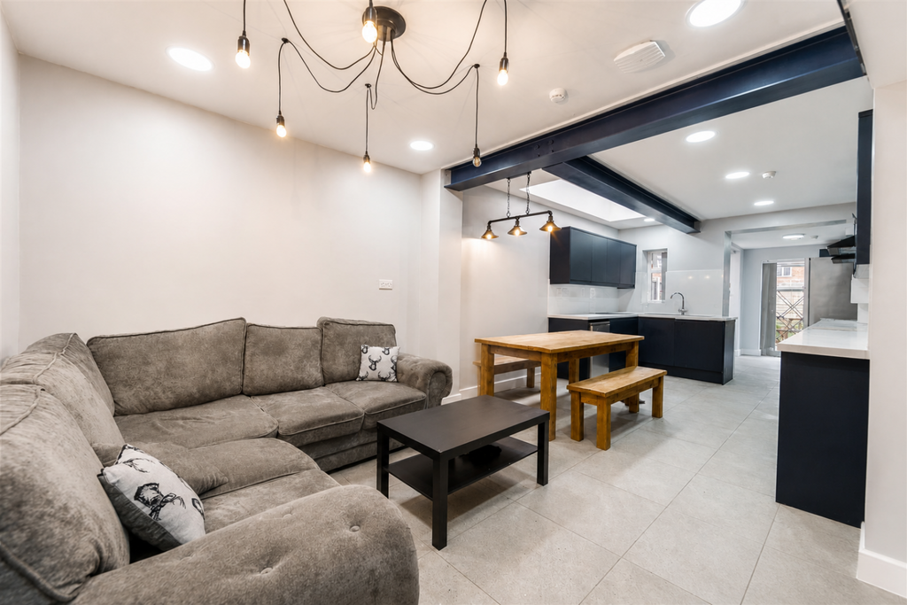 House in BIRMINGHAM - View 3