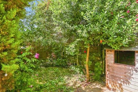 3 bedroom terraced house for sale, Birch Road, Bicester OX25