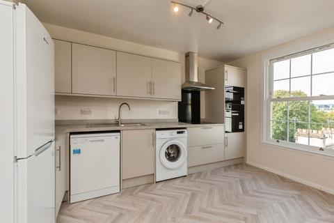 2 bedroom flat for sale, Nelson Place West, Bath