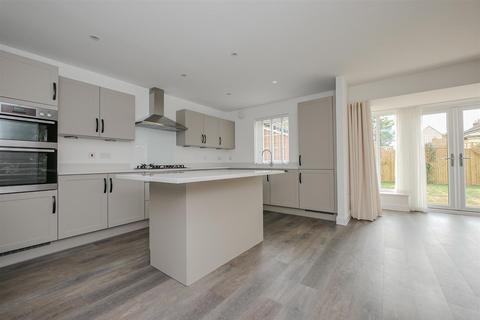 5 bedroom detached house for sale, Clerk Bank, Benson OX10