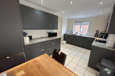 3 bedroom semi-detached house for sale, Langrick Avenue, Howden, Goole