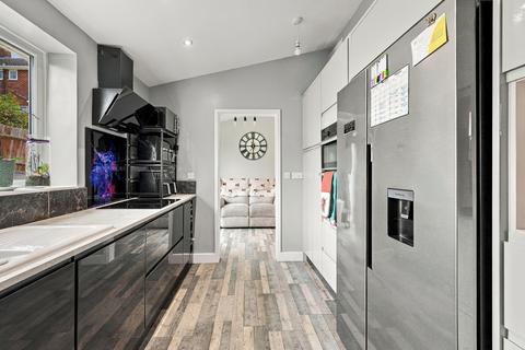 4 bedroom semi-detached house for sale, Leadon Close, Little Dawley, TF4